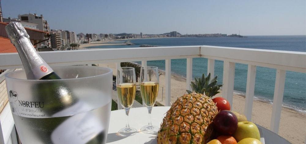 Hotel Maria Teresa 칼론제 외부 사진