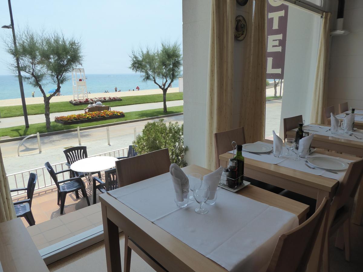 Hotel Maria Teresa 칼론제 외부 사진